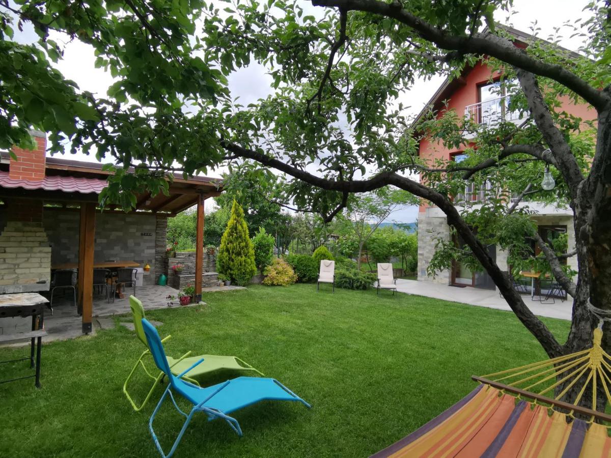 Guest House Vessyta Sapareva Banya Exterior foto
