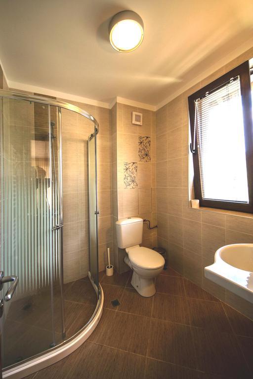 Guest House Vessyta Sapareva Banya Quarto foto