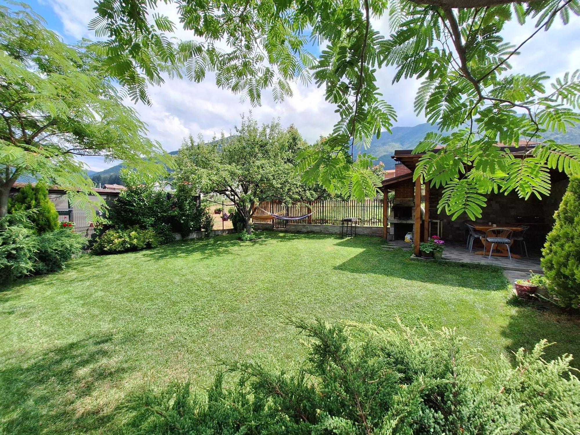 Guest House Vessyta Sapareva Banya Exterior foto